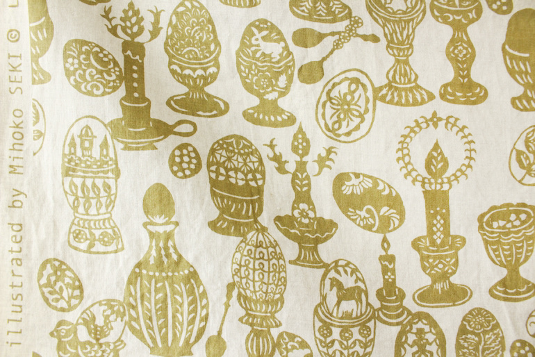 エッグスタンド